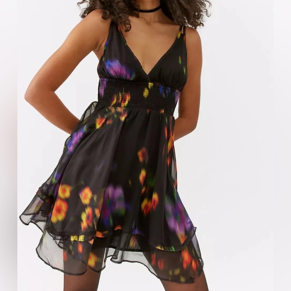 urban outfitters sweet escape asymmetrical mini dress large v-neck tank top